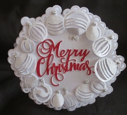 cup926603_596 - Merry Christmas BAUBLE ROUND Card TF0168, All formats