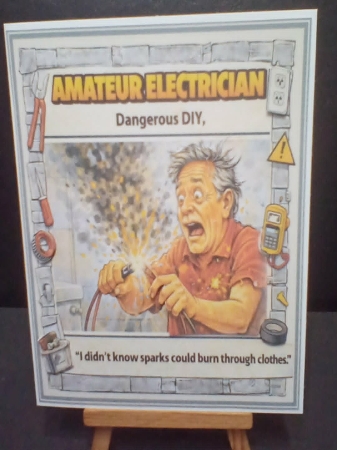 cup1437351_104105 - Amateur Electrician Mini Kit **Includes 5X7, 6x6 & 7x7 Card Bases** 