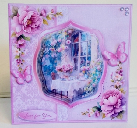 cup1445098_1648 - Tea on the Terrace - Pyramid Card Mini Kit