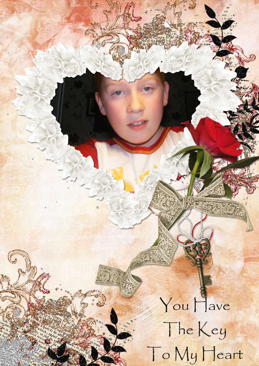 Key to My Heart Aperture Card - card made with Crafty Bob's Card Creator