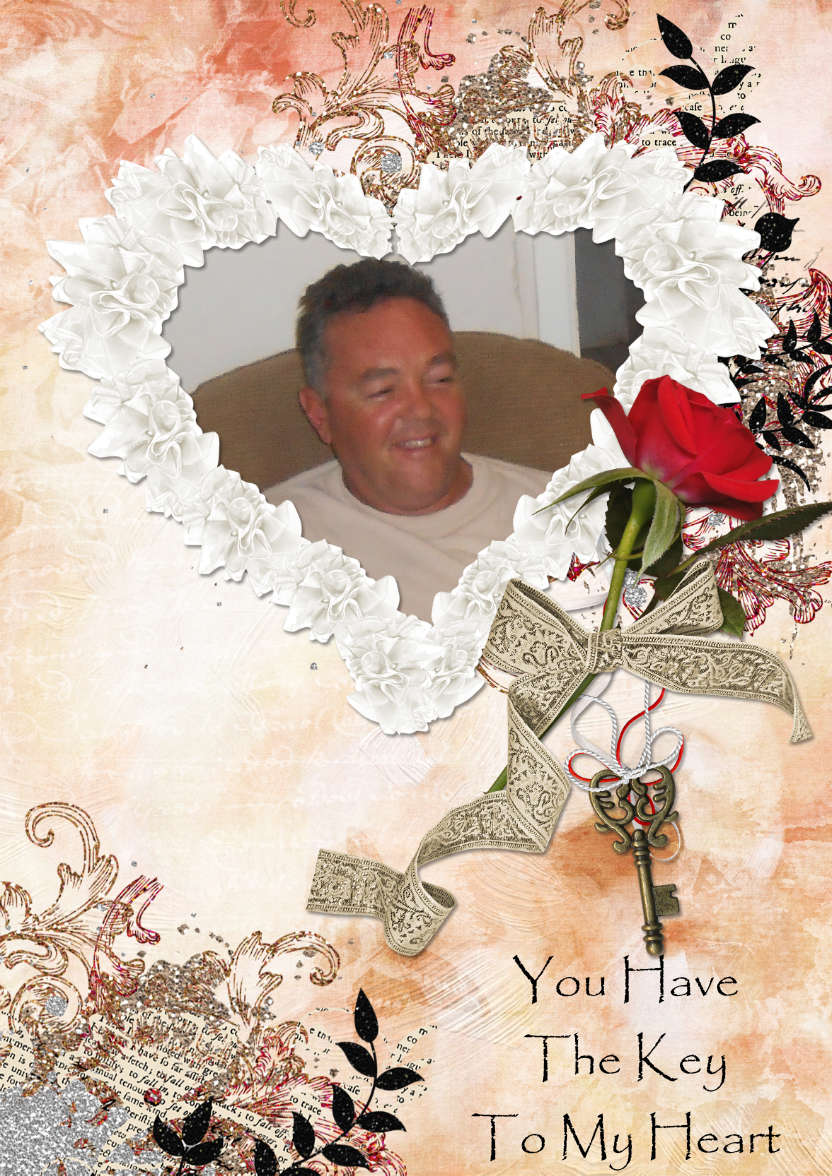 Key to My Heart Aperture Card - card made with Crafty Bob's Card Creator