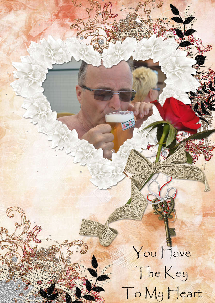 Key to My Heart Aperture Card - card made with Crafty Bob's Card Creator