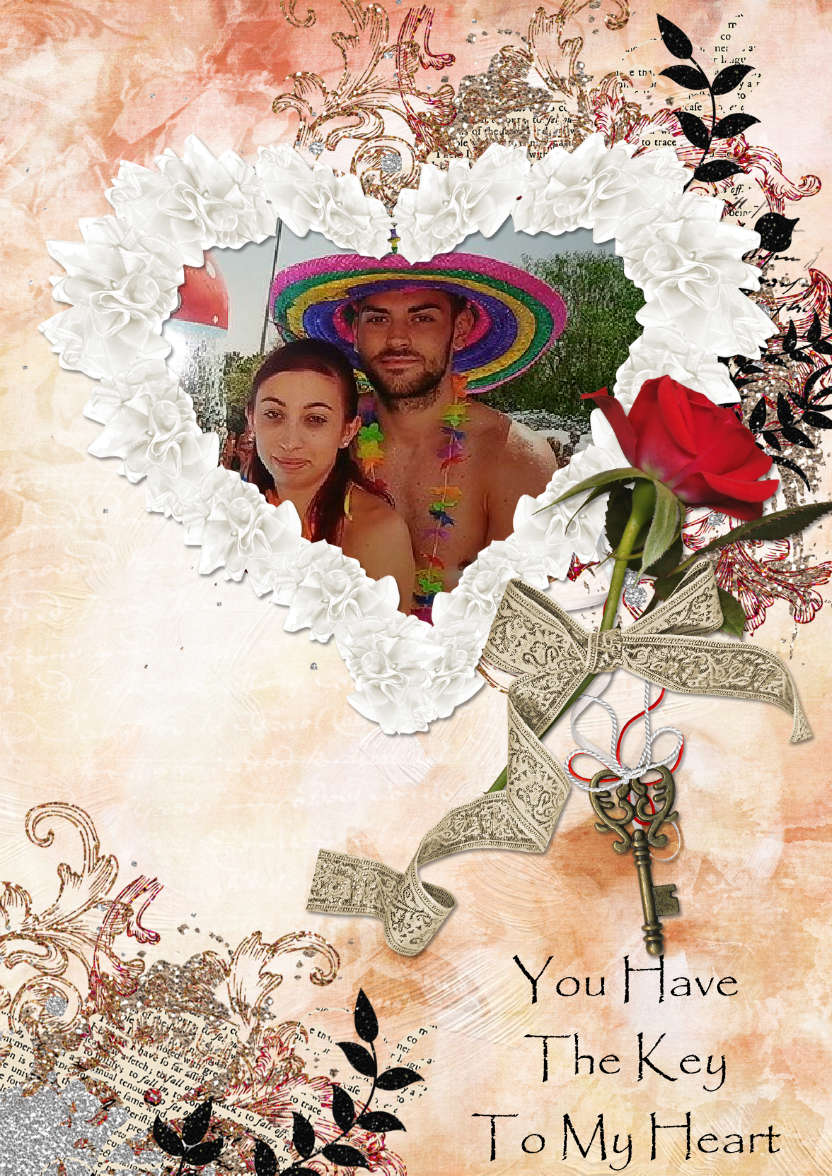 Key to My Heart Aperture Card - card made with Crafty Bob's Card Creator