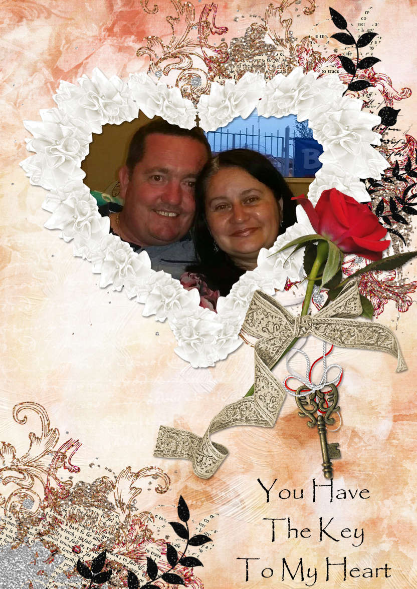 Key to My Heart Aperture Card - card made with Crafty Bob's Card Creator