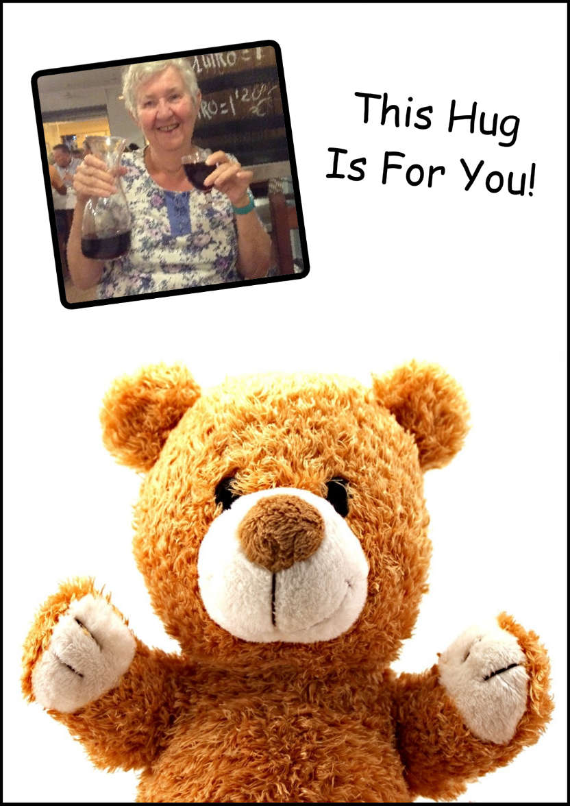 Bear Hug Aperture Card - card made with Crafty Bob's Card Creator