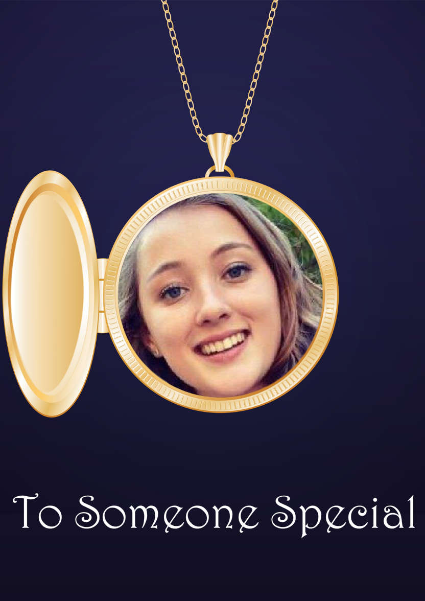 Locket Aperture Photo Card - card made with Crafty Bob's Card Creator