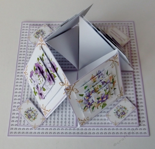Lily quad easel card (Lilac).