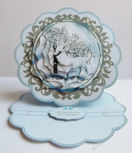 Little white reindeer scalloped easel card