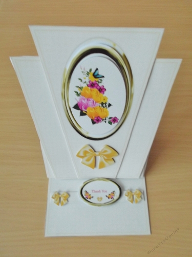 Yellow floral triangle easel card.