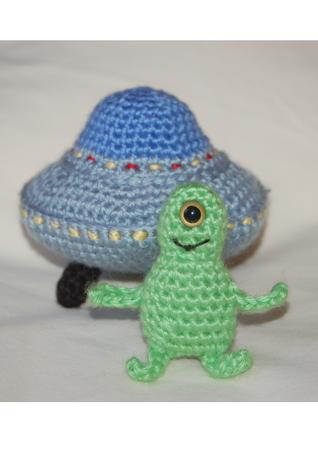 Flying Saucer & Martian Amigurumi Pattern