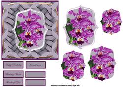 Vintage Flowers in a Weave Frame and Pyramid