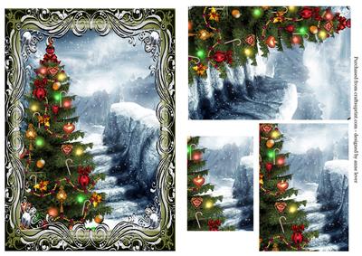 Christmas Tree & Snowy Steps Pyramid
