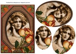 Vintage Beauty & Gorgeous Roses Oval Pyramid
