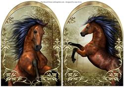 Majestic Wild Horse Gold Arch Toppers