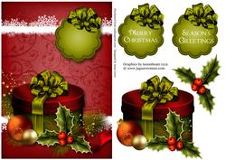 Cranberry & Moss Christmas Gift Box