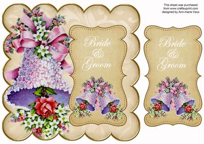 Cream Wedding Bells Bride & Groom 8in Scallop Topper