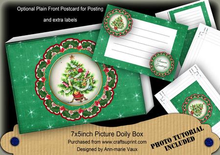 Green Tree Christmas Doily 7x5in Presentation Box m Kit