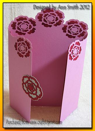 Flower Shaped Top Gatefold Card