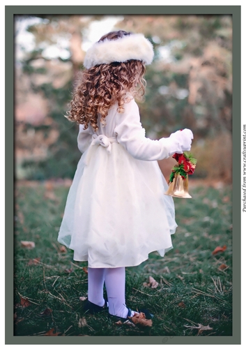 Christmas Girl with Bell A4