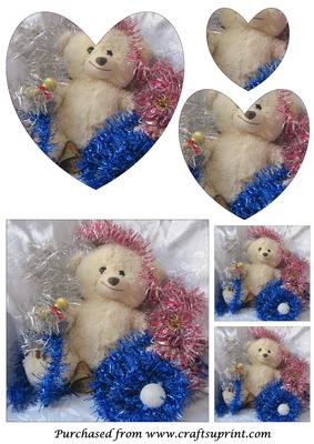 Christmas Teddy Bear Heart Shaped Pyramid