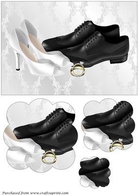 Bride and Groom Scalloped Pyramid