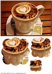 Coffee Heart Scalloped Pyramid