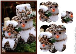 Christmas Snowmen Family Scalloped Pyramid