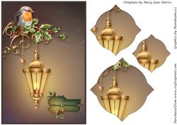 Christmas Robin on Street Lamp Splendid Pyramid