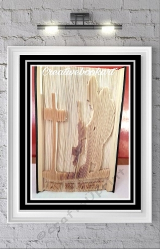 SOLDIER KNEELING AT THE CROSS BOOK FOLDING PATTERN