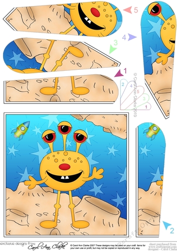 Cute Alien Fan Pyramage Topper