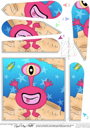 Cute Alien Fan Pyramage Topper