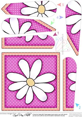 Daisy Quick Card with Fan Pyramage Topper