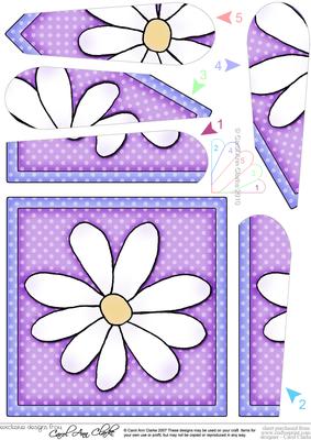 Daisy Quick Card with Fan Pyramage Topper