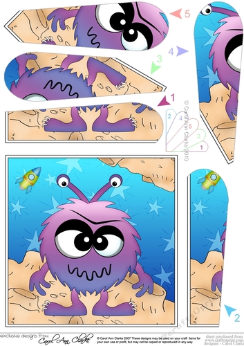 Cute Alien Fan Pyramage Topper