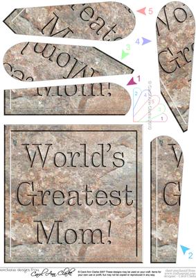 Worlds Greatest Mom Set in Stone Fan Pyramage Topper