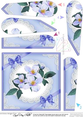 Clematis and Lace Fan Pyramage Topper
