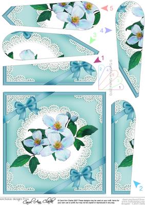 Clematis and Lace Fan Pyramage Topper