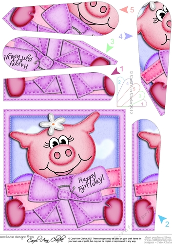 Zoe Piggy has a Birthday Present Fan Pyramage Topper