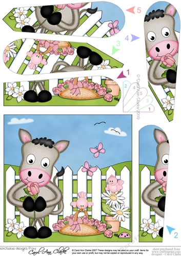 GiGi Horse has a Rose and Basket of Flowers Fan Pyramage Topper