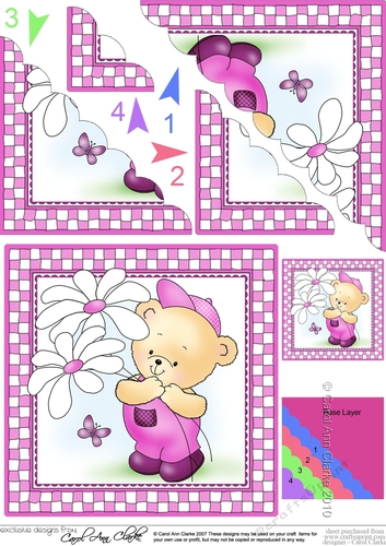 Cute Hunney Bear Robert has pretty Flowers Scallop Corner Topper