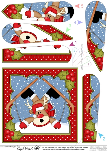 Christmas OOps Rudolph goes Skiing Fan Pyramage Topper