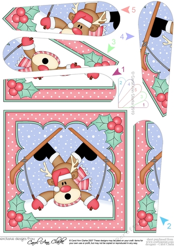 Christmas OOps Rudolph goes Skiing Fan Pyramage Topper