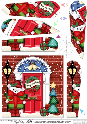 Teddy is at the Christmas Door Fan Pyramage Topper