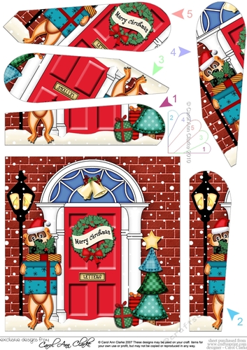 Eric Meerkat is at the Christmas Door Fan Pyramage Topper