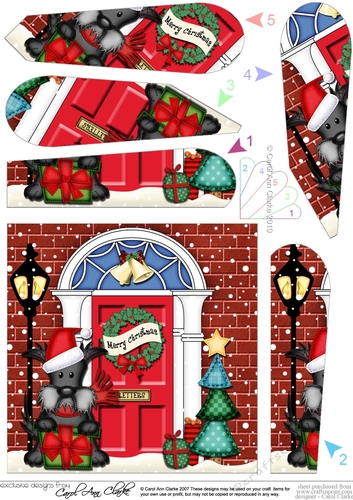 Hamish Scottie Dog is at the Christmas Door Fan Pyramage Topper