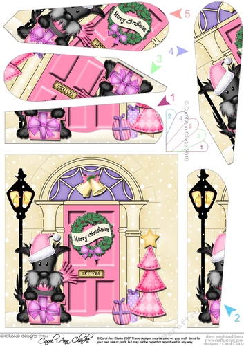 Cute Maisie Scottie Dog at the Christmas Door Fan Pyramage Topper