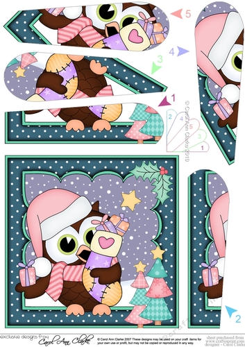 Christmas Little Hoot Owl has an Xmas Stocking Fan Pyramage Topper
