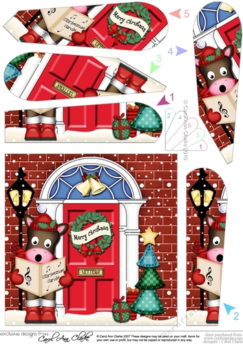 GiGi Horse is at the Christmas Door Fan Pyramage Topper