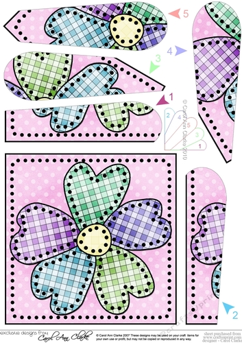 Patchwork Petals Fan Pyramage Topper