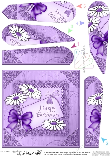 Daisies on Metallic Lace Fan Pyramage